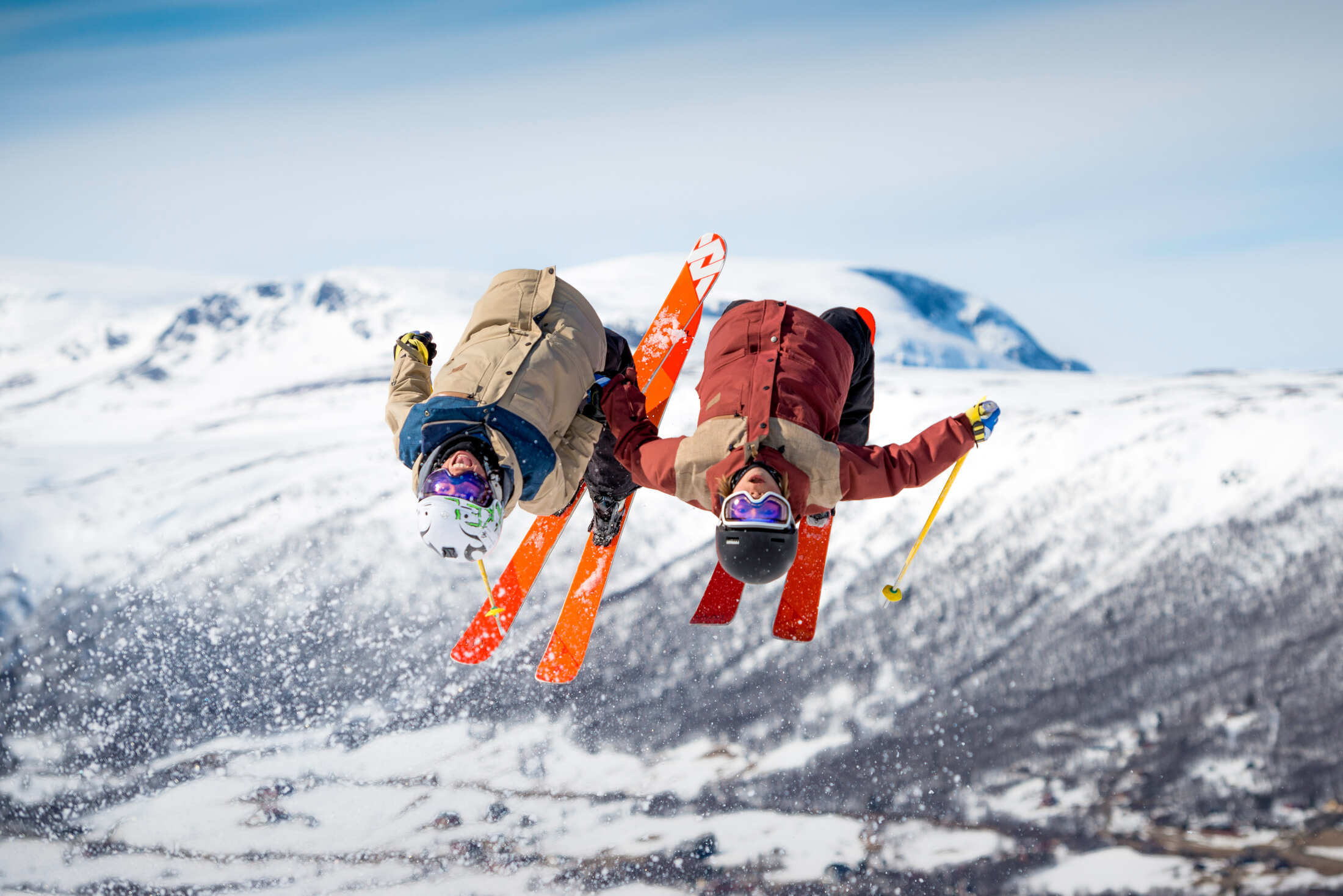 Backflip alpint på Geilo. Foto: Emil Eriksson